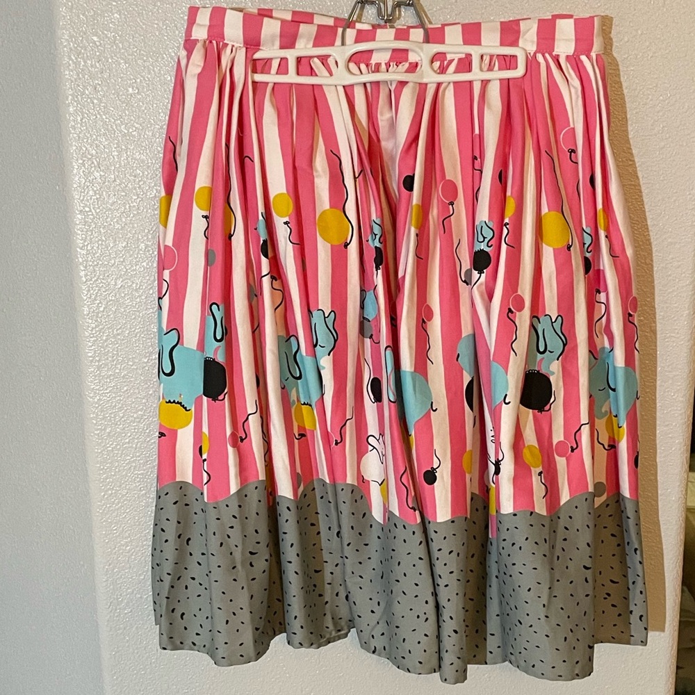 Excellent used condition Mary Blair Elephant skirt.